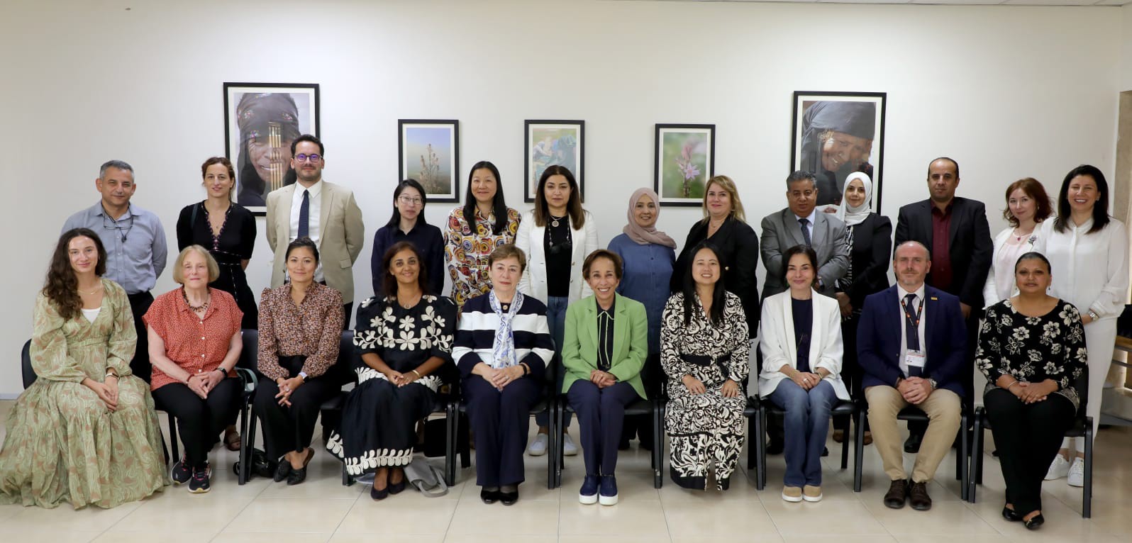 Princess Basma meets 'USA for UNFPA' team