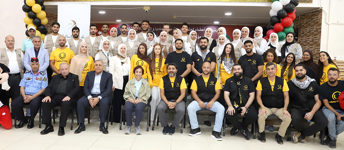 الأميرة بسمة بنت طلال تسلم مساعدات "البر والإحسان" لجمعيات في مادبا